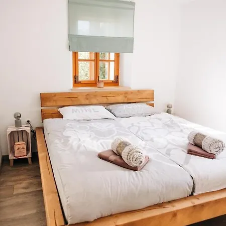 Daire Stekner House Apartma *