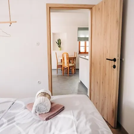 Daire Stekner House Apartma *